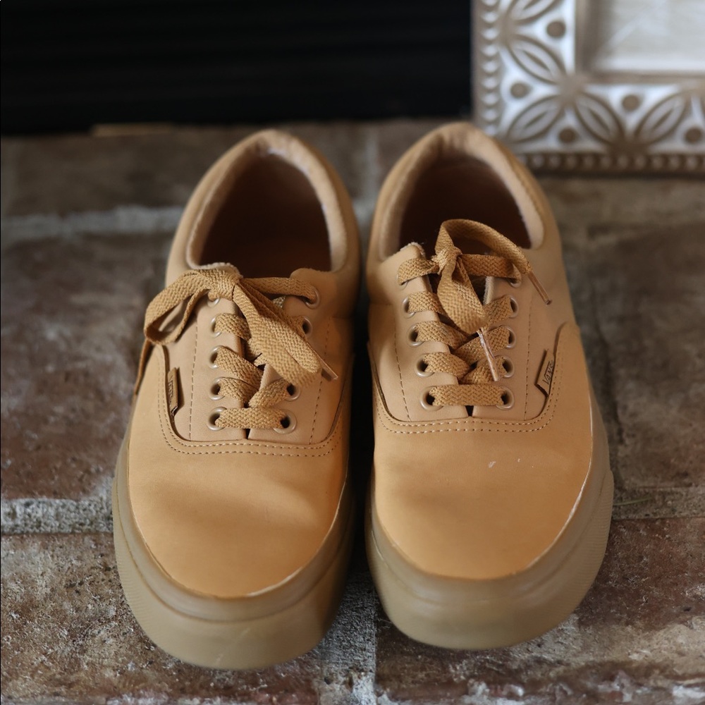 New, Size 7 Men, Size 8.5 Women, Tan, Vans